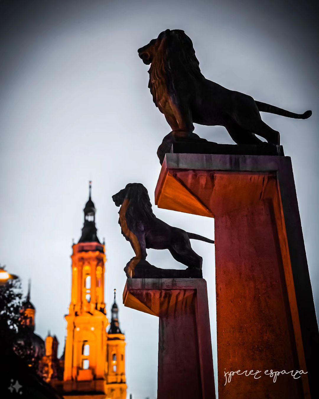 León símbolo de Zaragoza
